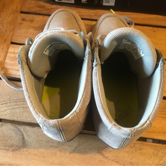 Sorel Out N About wedge size 7.5 dove - Picture 6 of 7